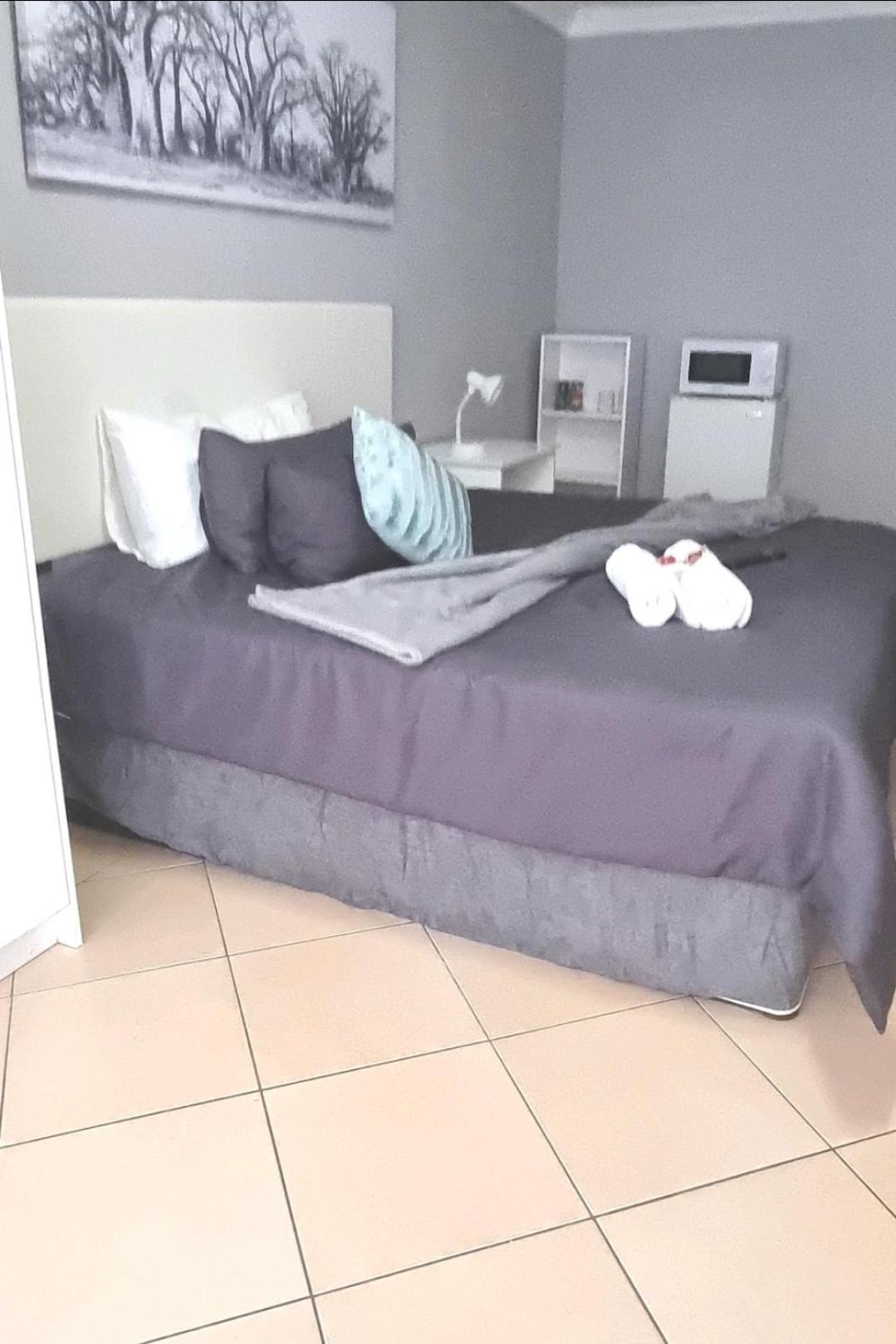 Stay At Home Airport Lodge Kempton Park Ruang foto